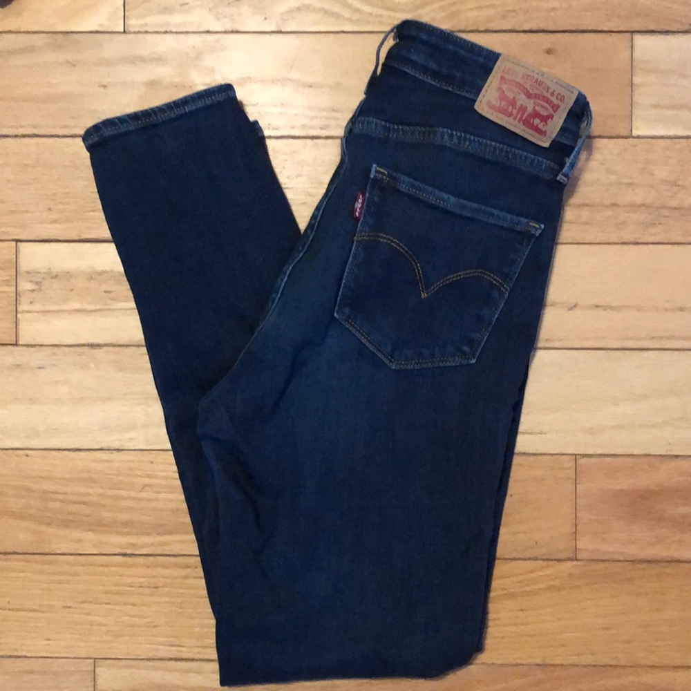 Levi’s 721 high rise skinny jeans EUC